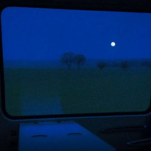 两个女生互想吃对方奶头动漫软件
